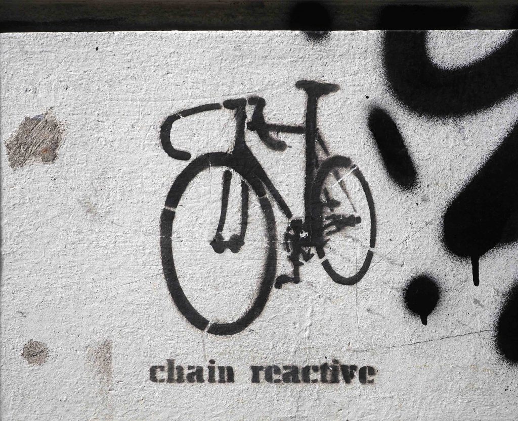 Chain reactive