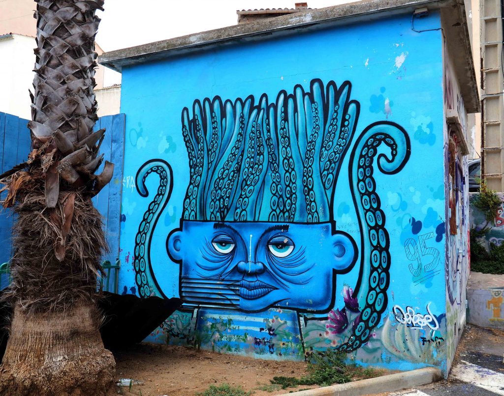 blauer Tintenfischkopf