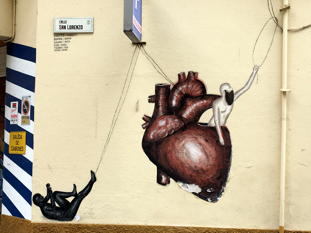 Herz mit Affe und Mann