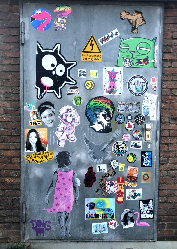 Sticker Tür
