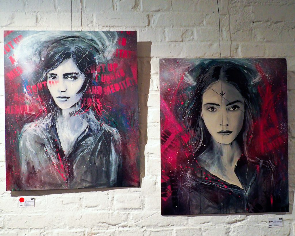 zwei weibliche Portraits