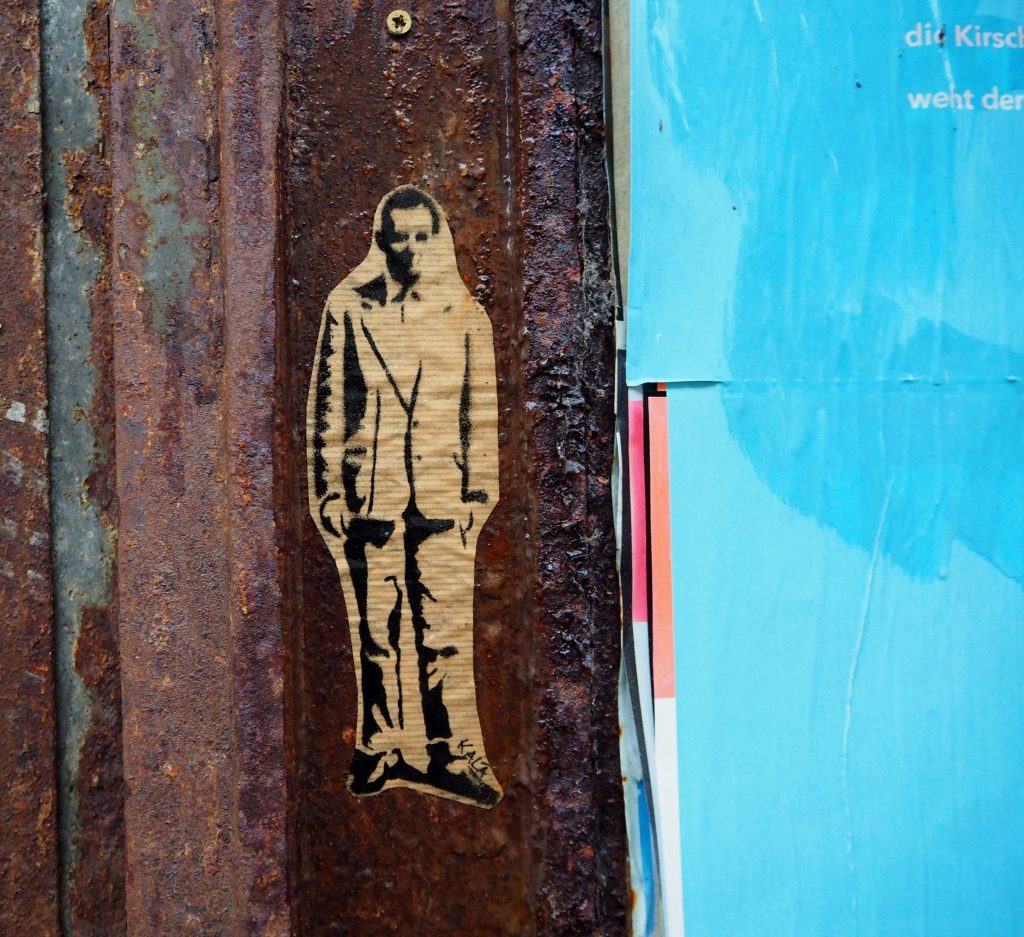 feiner Herr im Anzug