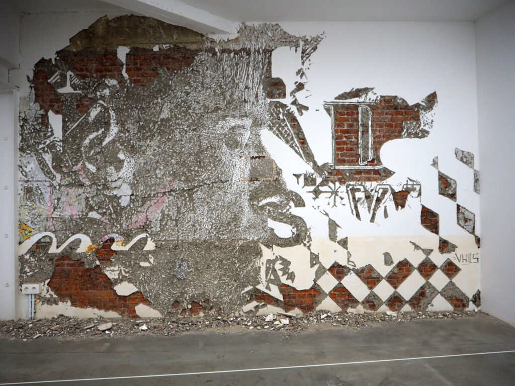 Vhils